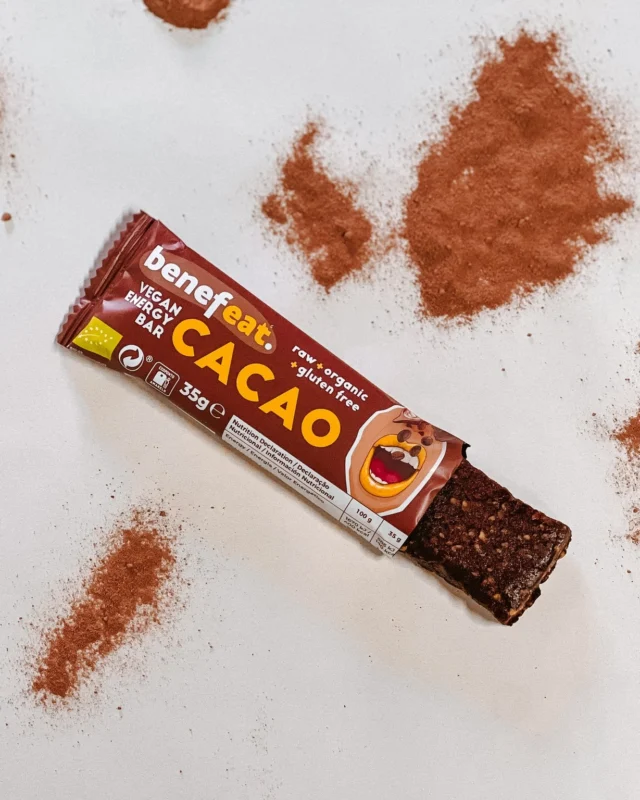 Cacauch! - interjeição que significa “até dói de tão boa esta barra de cacau!” 🍫#benefeat #organicfood #snacksaudavel #vegan #veganfood #healthyfood #bio #barras #cacau
