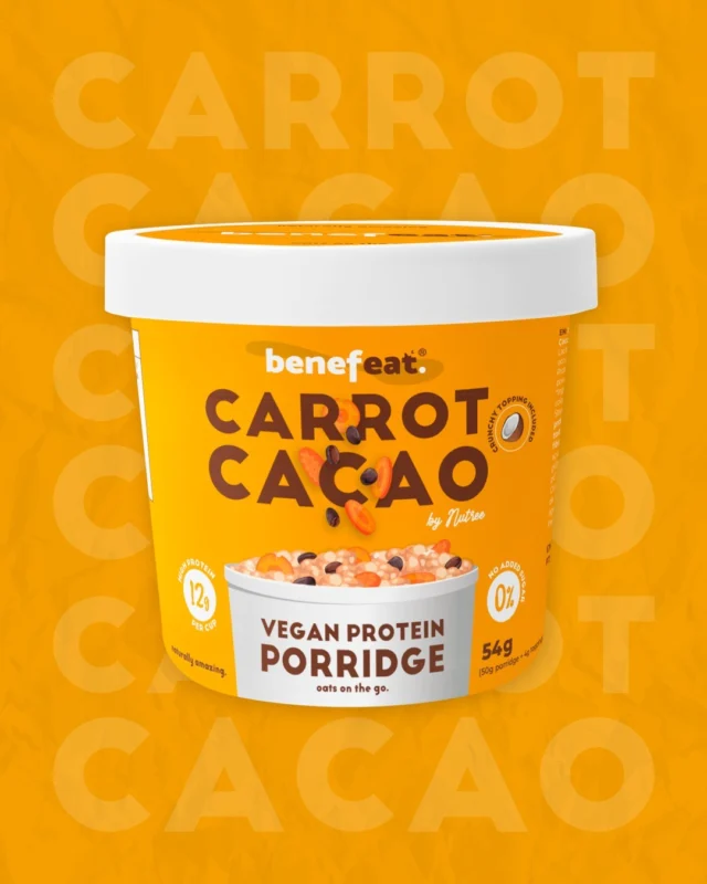 A papa que deixa os olhos mais bonitos. 🥕🍫 Com proteína de ervilha e com um topping de lascas de coco. 🫛🥥 Sem tachos e sem açúcar adicionado. A pensar nos teus dias mais corridos (ou preguiçosos).

#benefeat #organicfood #snacksaudavel #vegan #veganfood #healthyfood #bio #papasdeaveia #cenoura #cacau